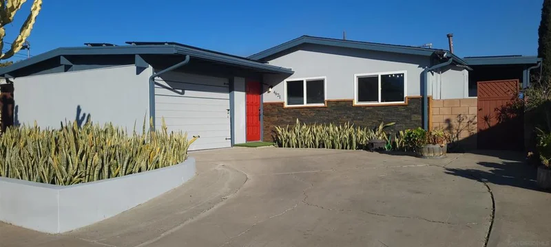 4621 Cheshire St, San Diego, CA 92117