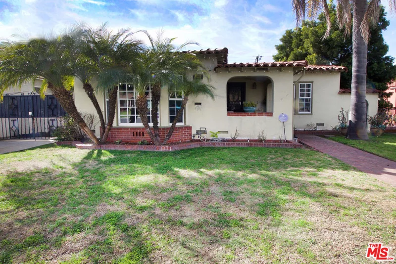 2293 Oregon Avenue, Long Beach, CA 90806