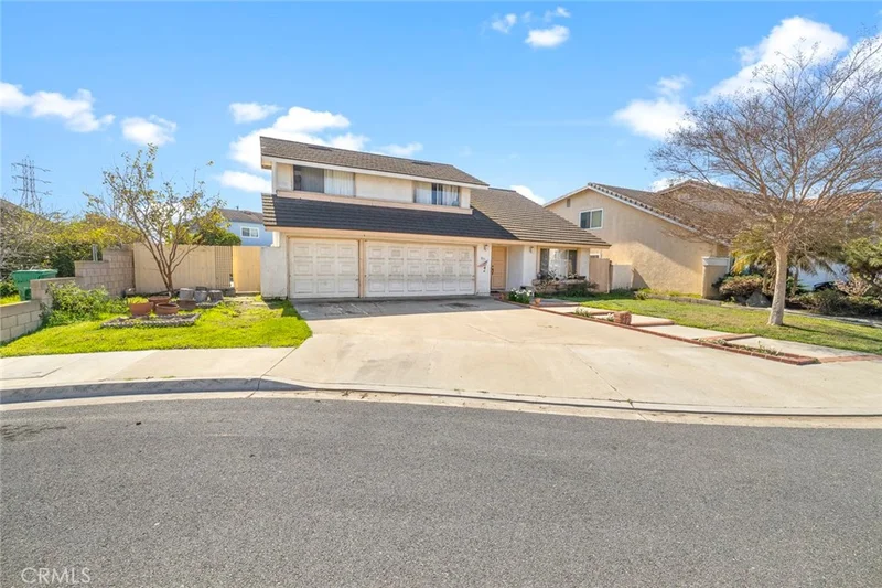 8572 Fairmont Circle, Westminster, CA 92683