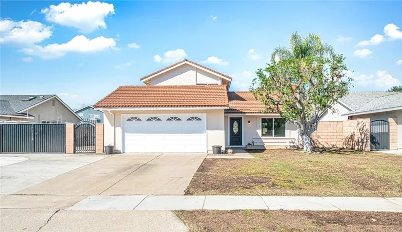 1125 Nottingham Way, Placentia, CA 92870