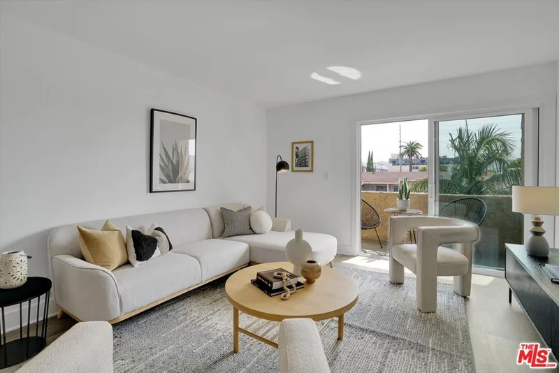 11578 Wyoming Avenue 202, Los Angeles, CA 90025