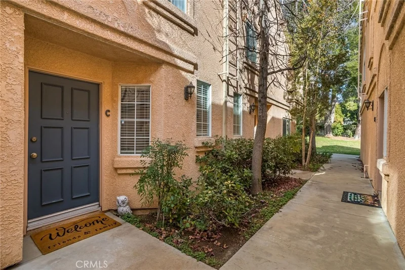 25256 Steinbeck Avenue C, Stevenson Ranch, CA 91381