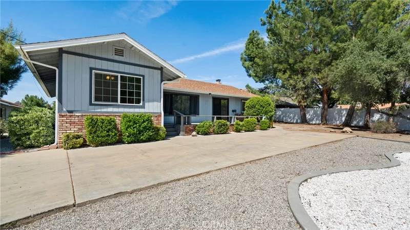 42420 Chambers Avenue, Hemet, CA 92544