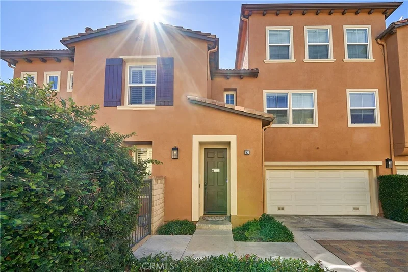 27004 Fairway Lane, Valencia, CA 91381