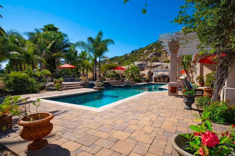18576 Mahogany Ranch Road, Ramona, CA 92065