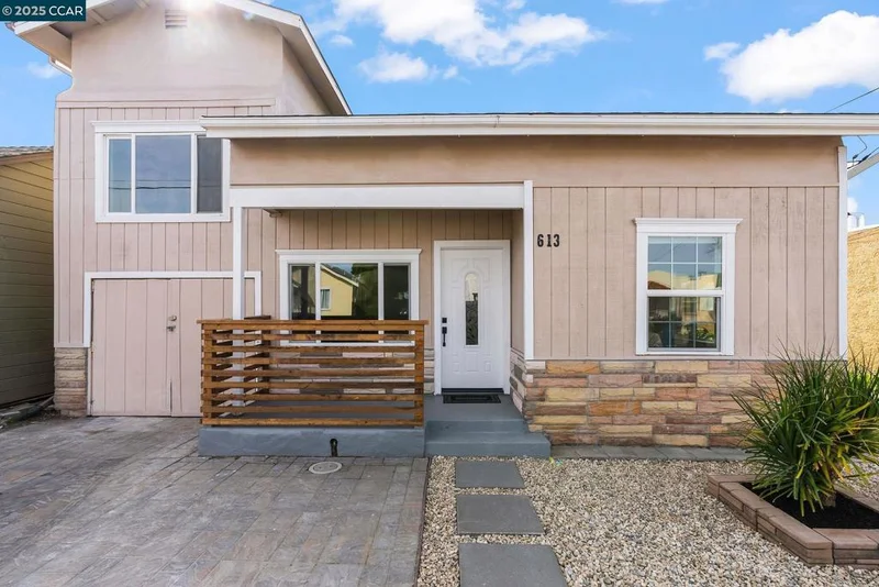 613 W 12th St, Antioch, CA 94509