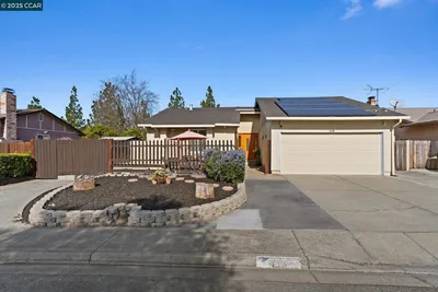 148 Fuchsia Court