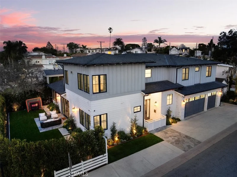 901 28th Street, Manhattan Beach, CA 90266