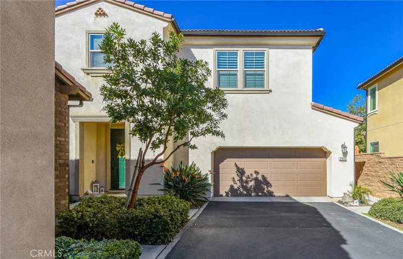 2993 Villa Catalonia Circle, Corona, CA 92881