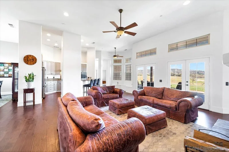 1005 Elm St, Ramona, CA 92065