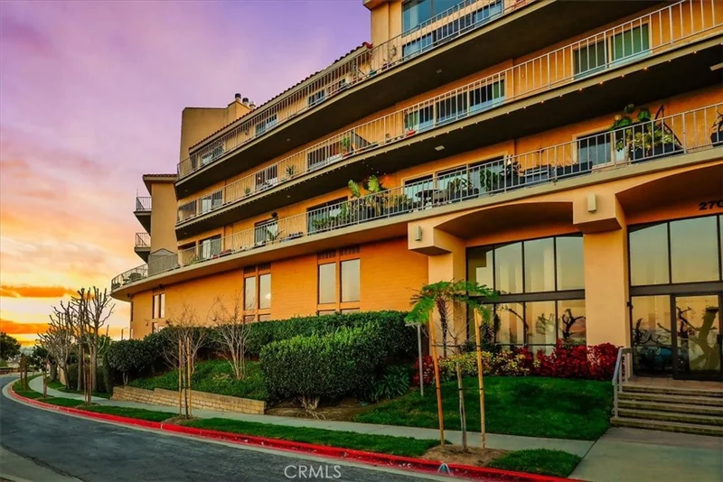 2700 E Panorama Drive 302, Signal Hill, CA 90755