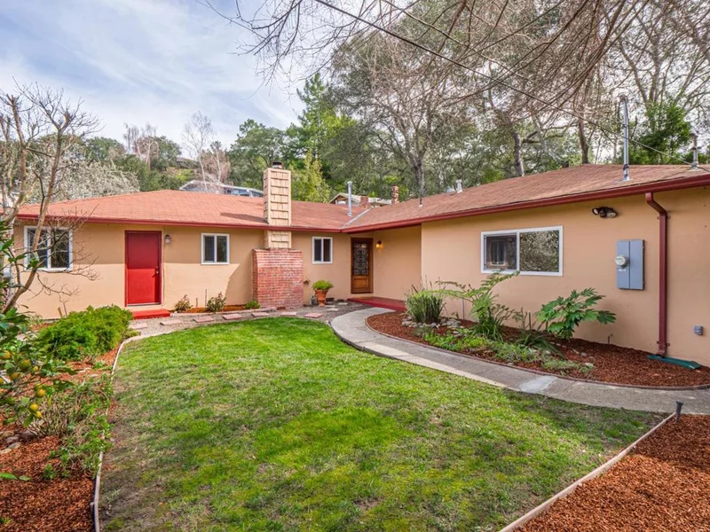 10 Old Coach Road, Scotts Valley, CA 95066