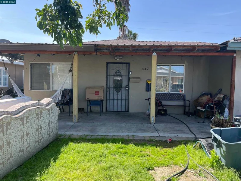 547 Levee Rd, Bay Point, CA 94565
