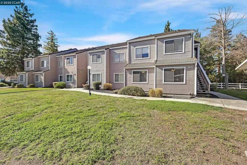 2706 Harvest Ln, Antioch, CA 94531