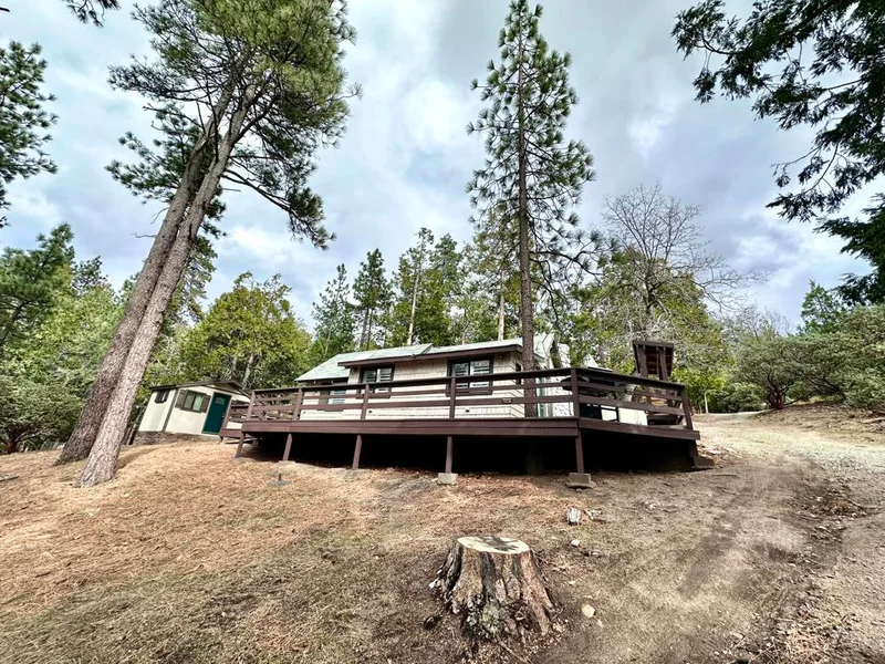 27450 Saunders Meadow, Idyllwild, CA 92549
