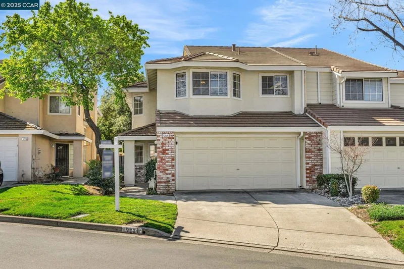 5226 Pebble Glen Dr, Concord, CA 94521