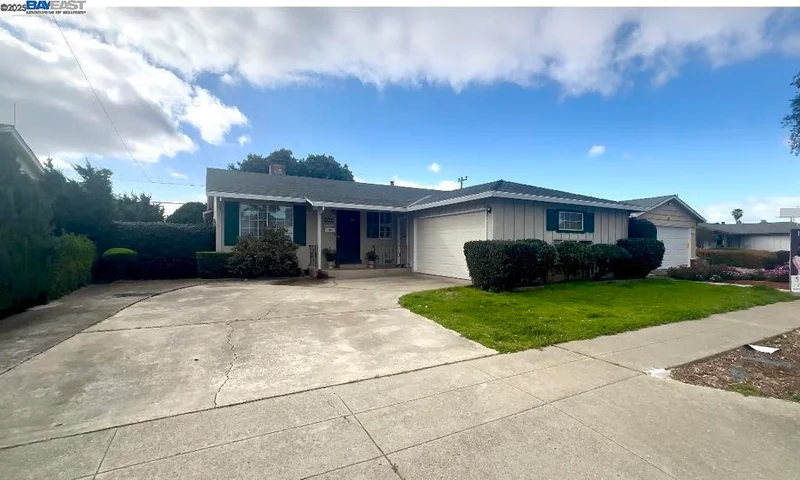 4560 Piper St, Fremont, CA 94538