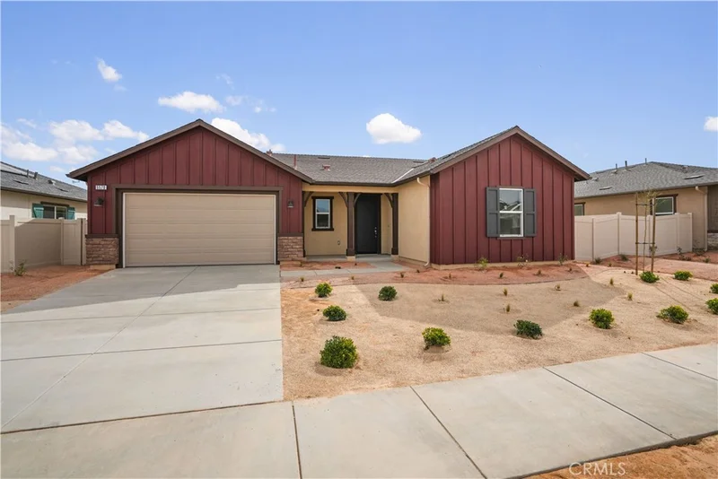 5570 W Avenue K-13, Lancaster, CA 93536