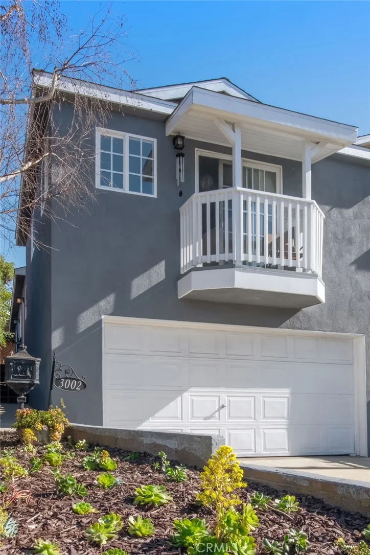 3002 N Ardmore Avenue, Manhattan Beach, CA 90266