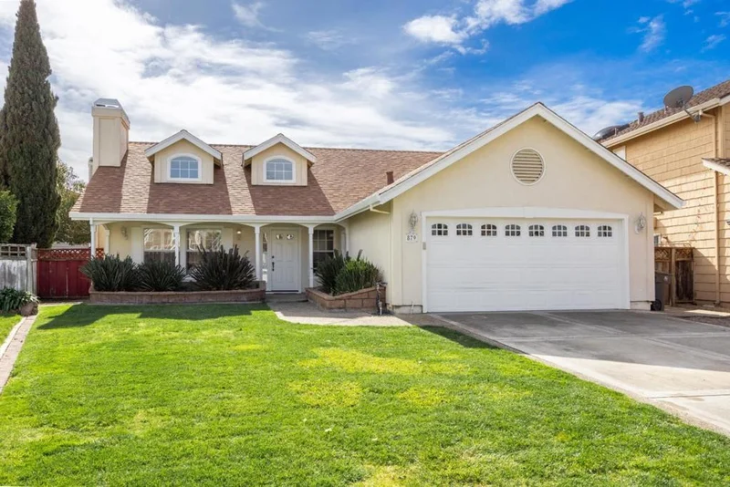 879 Canterbury Street, Salinas, CA 93906