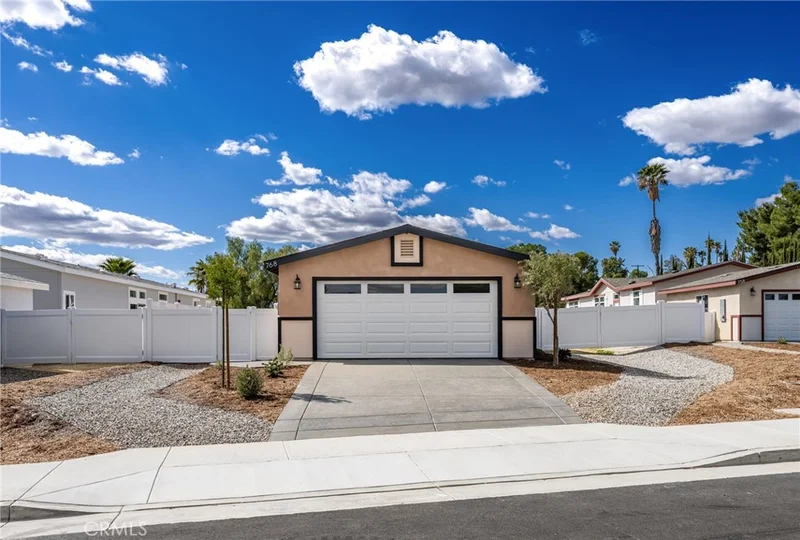 768 Larissa Court, Perris, CA 92570