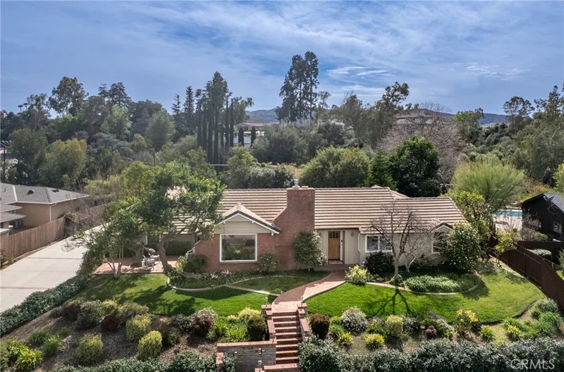 1227 Mira Monte Drive, Redlands, CA 92373