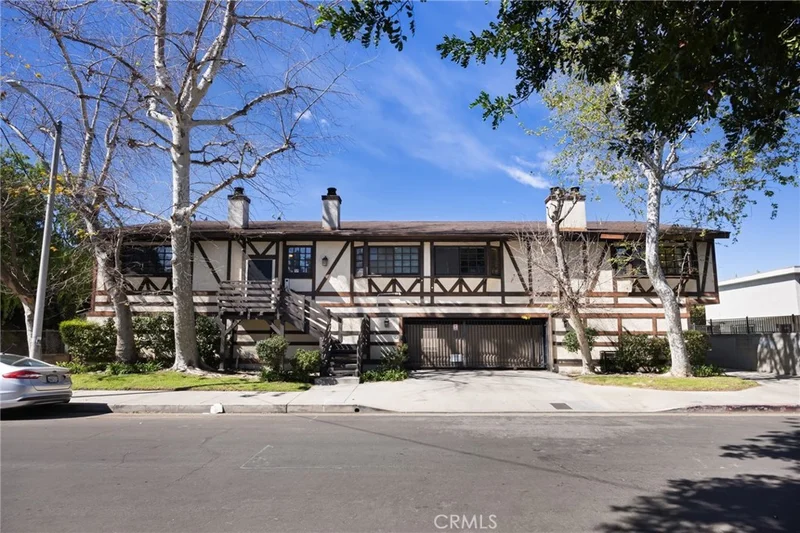 4633 Ben Avenue 2, Valley Village, CA 91607