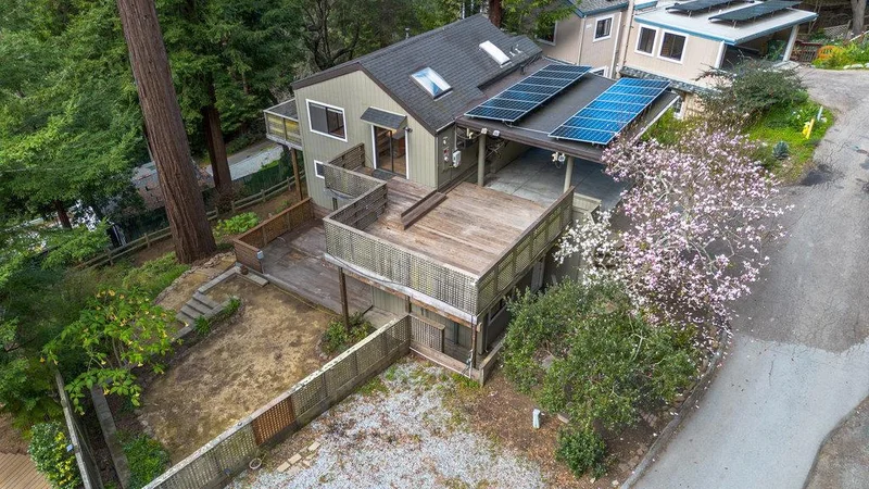 857 Burns Avenue, Aptos, CA 95003