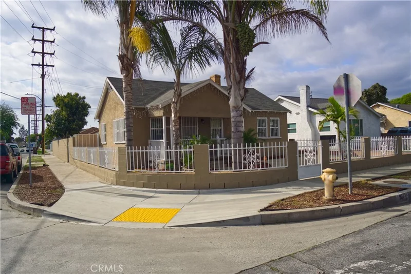 901 N Muriel Avenue, Compton, CA 90221
