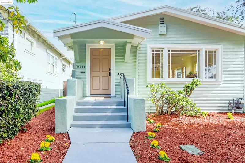 2741 Acton, Berkeley, CA 94702