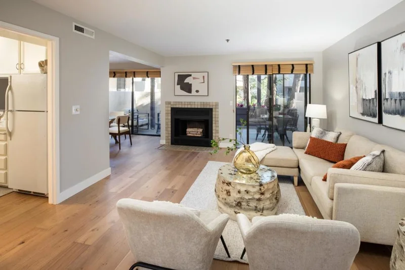 100 W El Camino Real 44, Mountain View, CA 94040
