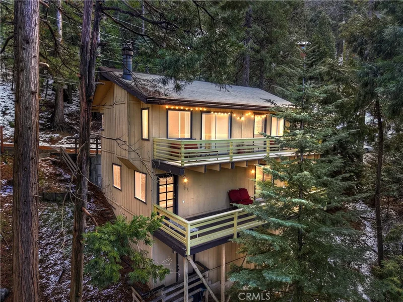 1019 Jungfrau Drive, Crestline, CA 92325
