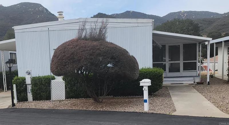 8975 Lawrence Welk Drive 85, Escondido, CA 92026