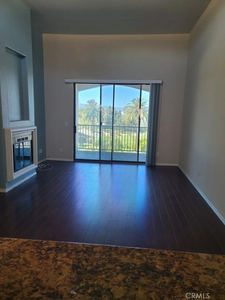 555 Maine Avenue 423, Long Beach, CA 90802