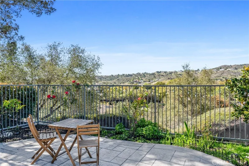 27 Spoon Lane, Coto De Caza, CA 92679