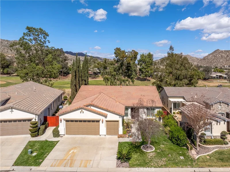 8484 Maruyama Drive, Hemet, CA 92545