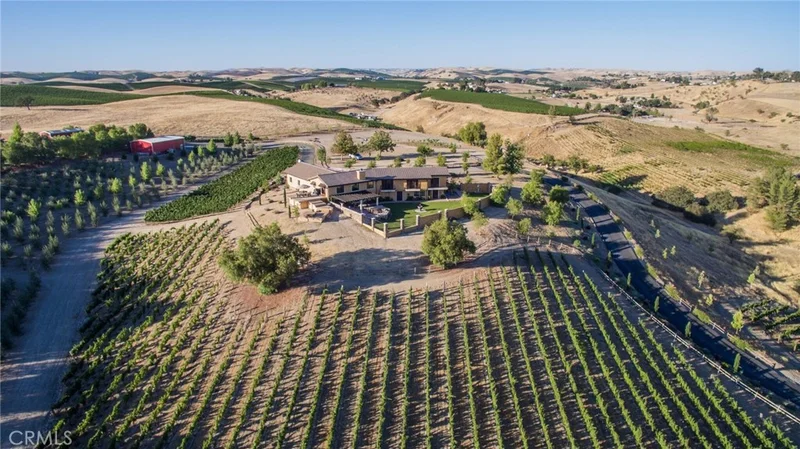 2590 Rock Ridge Lane, San Miguel, CA 93451