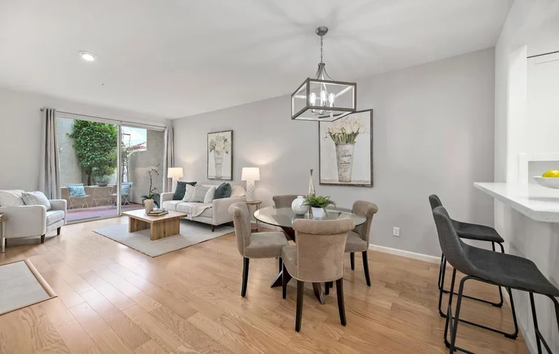 2581 Park Boulevard Y105, Palo Alto, CA 94306