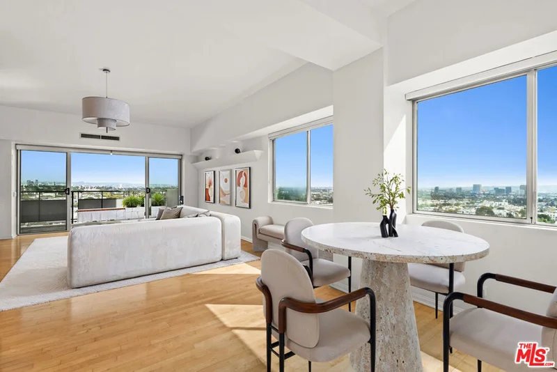 1155 N La Cienega Boulevard 908, West Hollywood, CA 90069