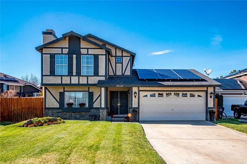 45139 Bevington Avenue, Lancaster, CA 93535