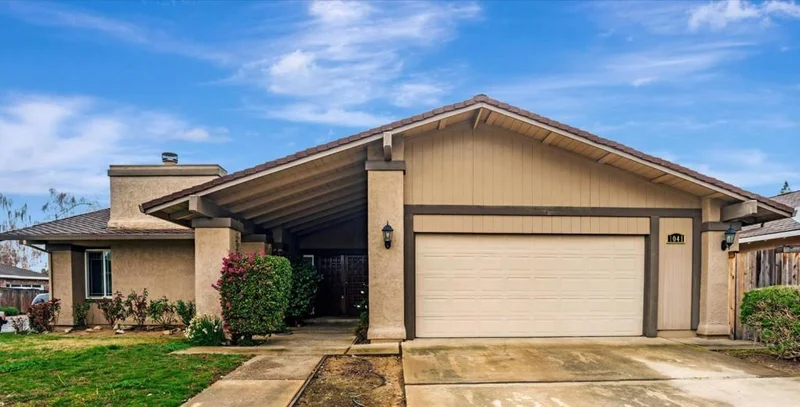 1041 Miwok Drive, Lodi, CA 95240