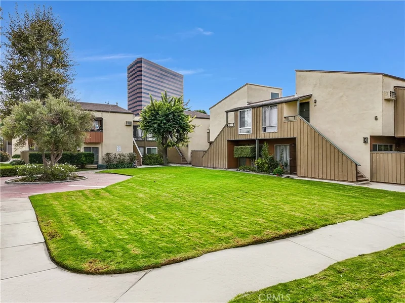 1001 W Stevens Avenue 141, Santa Ana, CA 92707