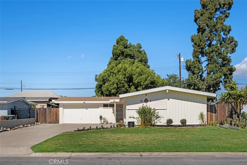 8921 Blossom Avenue, Garden Grove, CA 92841