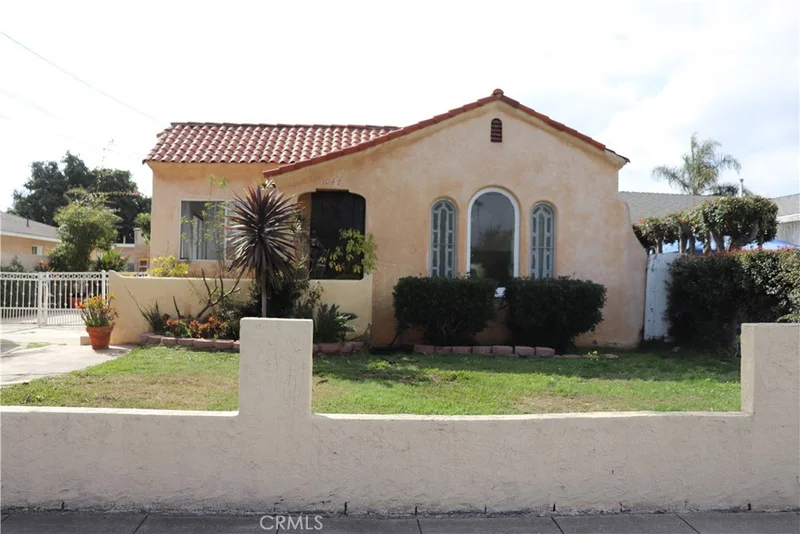 1047 N Neptune Avenue, Wilmington, CA 90744