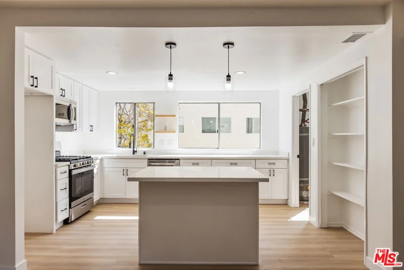 11260 Overland Avenue 2C, Culver City, CA 90230