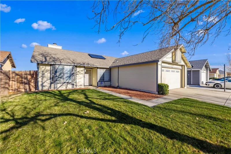 45930 Schamise Street, Lancaster, CA 93534