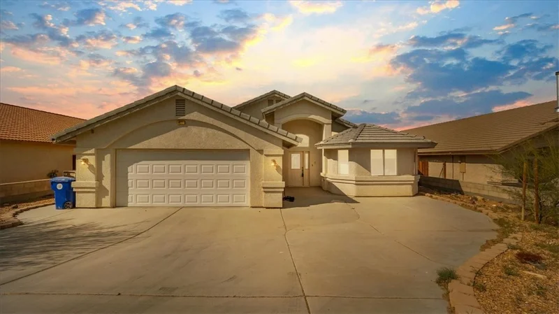 621 Rimrock Road, Barstow, CA 92311