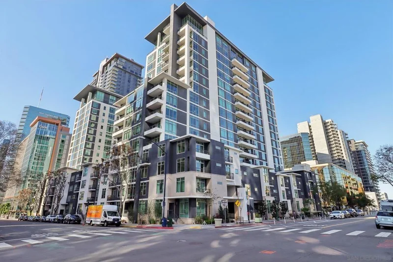 425 W Beech St 524, San Diego, CA 92101