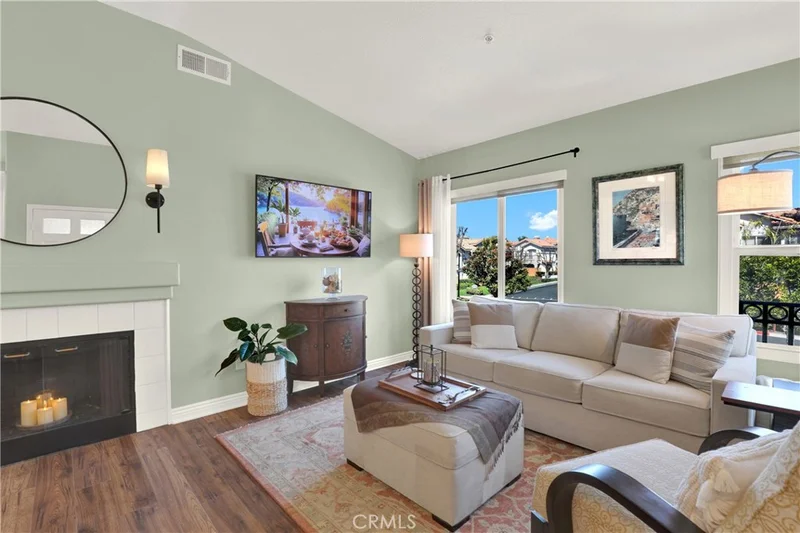 101 California Court, Mission Viejo, CA 92692