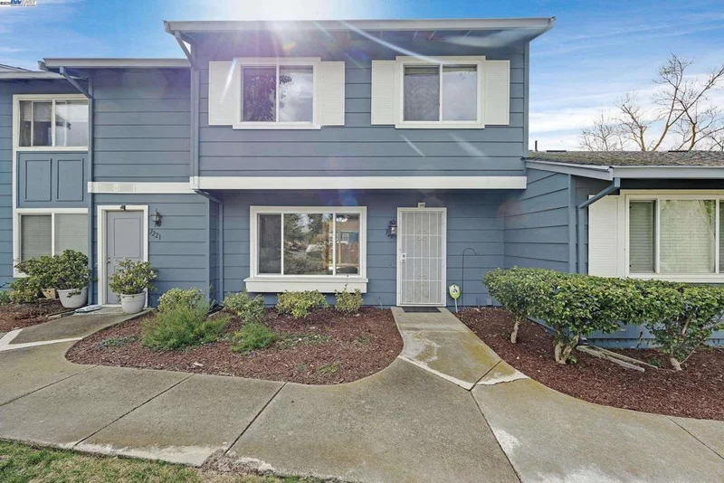 1227 Spring Valley Cmn, Livermore, CA 94551